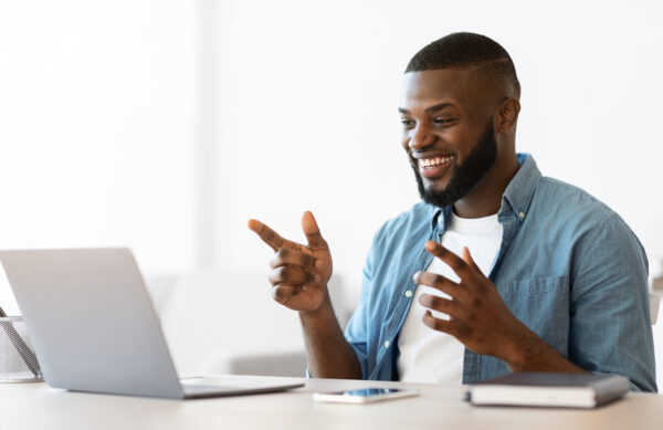 candidate in a video job interview screen for leadership potential